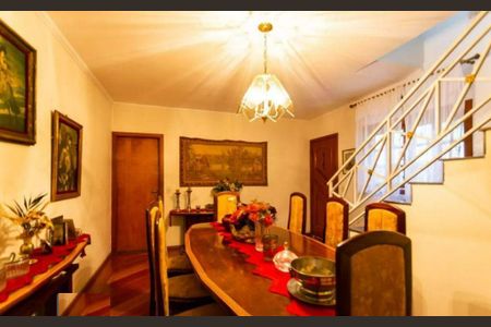 Casa à venda com 3 quartos, 260m² em Jardim Peri Peri, São Paulo