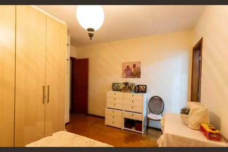 Casa à venda com 260m², 3 quartos e 6 vagas