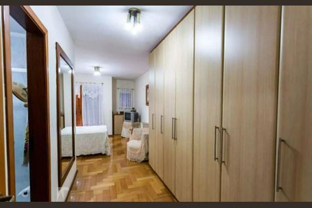 Casa à venda com 3 quartos, 260m² em Jardim Peri Peri, São Paulo