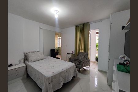 Casa à venda com 5 quartos, 180m² em Rio Pequeno, São Paulo