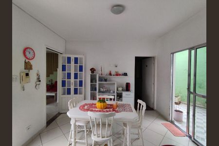 Casa à venda com 5 quartos, 180m² em Rio Pequeno, São Paulo