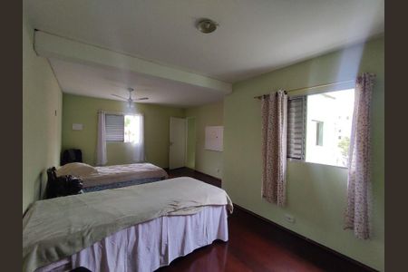 Casa à venda com 180m², 5 quartos e 4 vagas