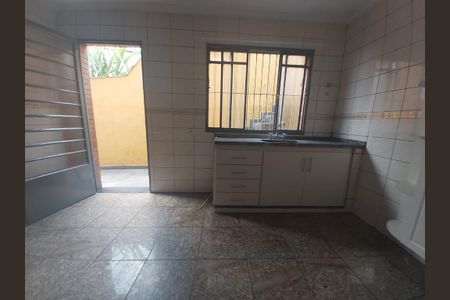 Casa à venda com 3 quartos, 118m² em Rio Pequeno, São Paulo
