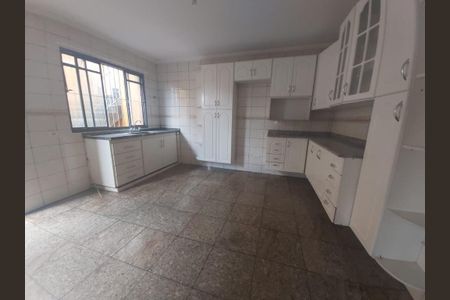 Casa à venda com 3 quartos, 118m² em Rio Pequeno, São Paulo