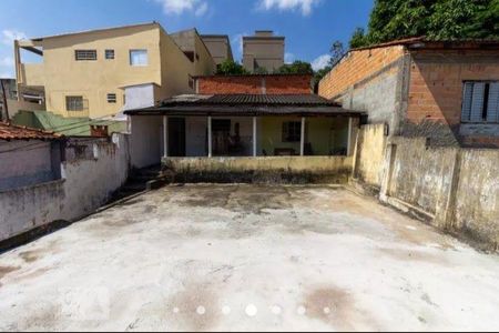 Casa à venda com 3 quartos, 250m² em Vila Polopoli, São Paulo