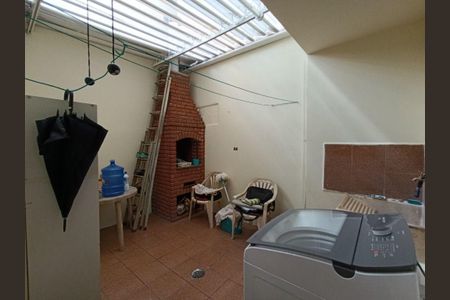 Casa à venda com 2 quartos, 100m² em Vila Gomes, São Paulo