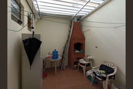 Casa à venda com 100m², 2 quartos e 1 vaga