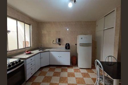 Casa à venda com 2 quartos, 100m² em Vila Gomes, São Paulo