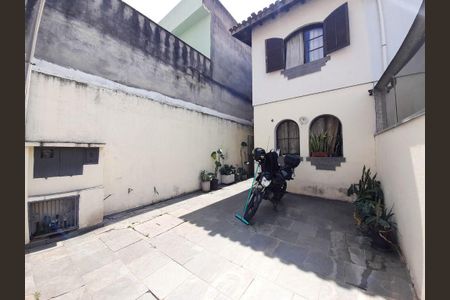 Casa à venda com 3 quartos, 135m² em Jardim das Vertentes, São Paulo
