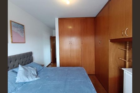 Casa à venda com 3 quartos, 150m² em Vila Tiradentes, São Paulo