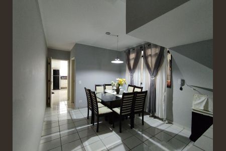 Casa à venda com 153m², 3 quartos e 2 vagas
