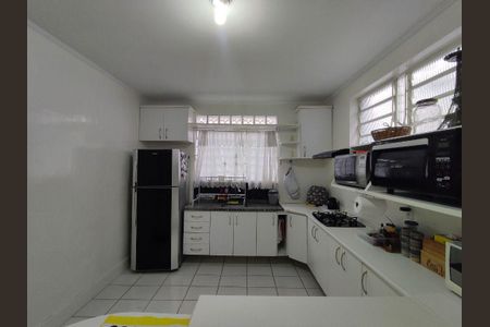 Casa à venda com 153m², 3 quartos e 2 vagas