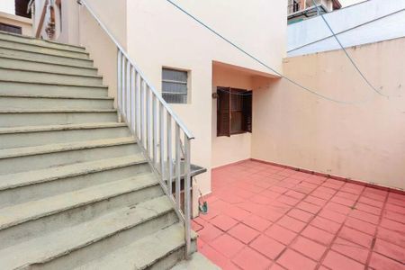 Casa à venda com 4 quartos, 206m² em Vila Sao Luis, São Paulo