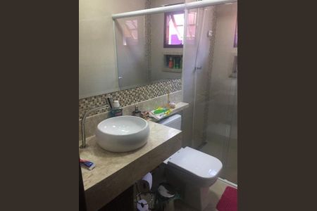 Casa à venda com 3 quartos, 128m² em Jardim Ester, São Paulo
