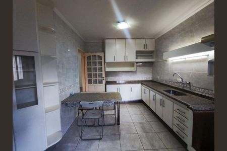 Casa à venda com 3 quartos, 250m² em Jardim Ester, São Paulo