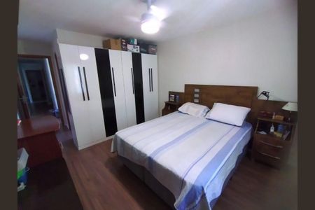 Casa à venda com 3 quartos, 141m² em Vila Tiradentes, São Paulo