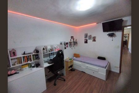 Casa à venda com 3 quartos, 141m² em Vila Tiradentes, São Paulo