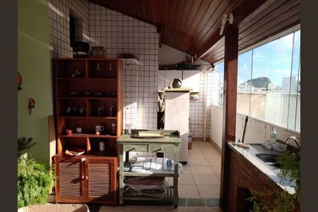 Apartamento à venda com 184m², 3 quartos e sem vaga