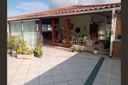 Apartamento à venda com 184m², 3 quartos e sem vaga