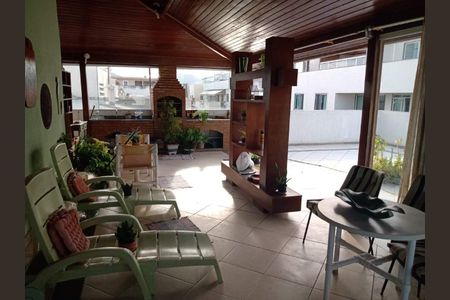Apartamento à venda com 184m², 3 quartos e sem vaga