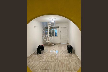 Casa à venda com 4 quartos, 212m² em Vila Universitaria, São Paulo