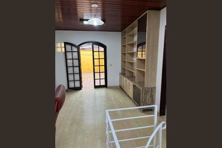 Casa à venda com 212m², 4 quartos e 2 vagas