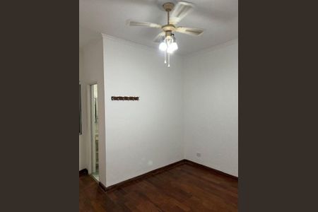 Casa à venda com 212m², 4 quartos e 2 vagas