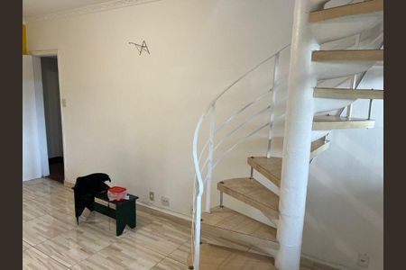 Casa à venda com 4 quartos, 212m² em Vila Universitaria, São Paulo