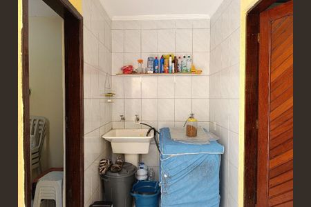 Casa à venda com 3 quartos, 174m² em Jardim Rosa Maria, São Paulo