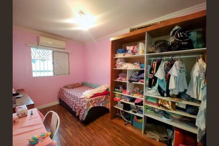 Casa à venda com 3 quartos, 94m² em Jardim Esmeralda, São Paulo