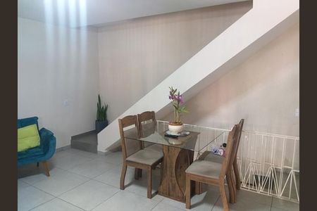 Casa à venda com 146m², 4 quartos e 2 vagas