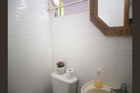 Casa à venda com 146m², 4 quartos e 2 vagas