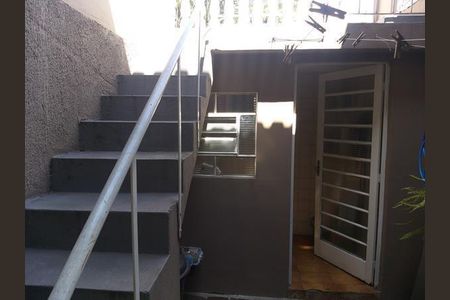 Casa à venda com 146m², 4 quartos e 2 vagas