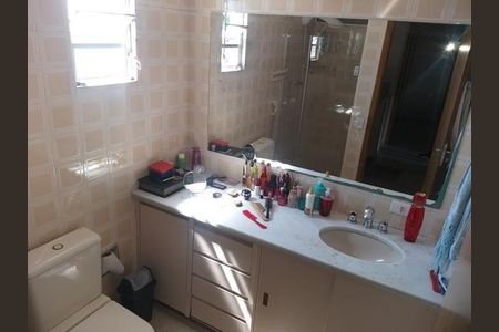 Casa à venda com 146m², 4 quartos e 2 vagas