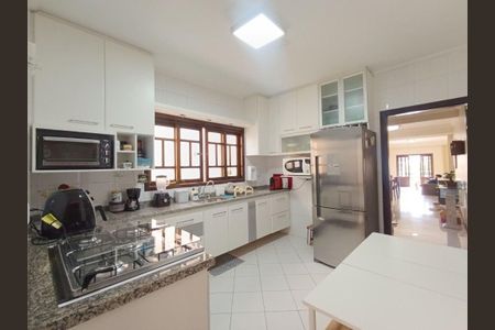 Casa à venda com 3 quartos, 175m² em Rio Pequeno, São Paulo