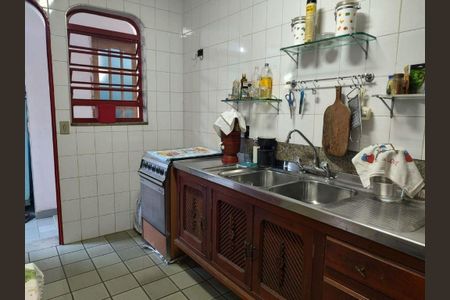 Casa à venda com 145m², 2 quartos e 3 vagas