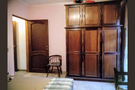 Casa à venda com 145m², 2 quartos e 3 vagas