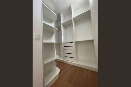 Casa à venda com 250m², 3 quartos e 2 vagas