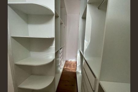 Casa à venda com 250m², 3 quartos e 2 vagas
