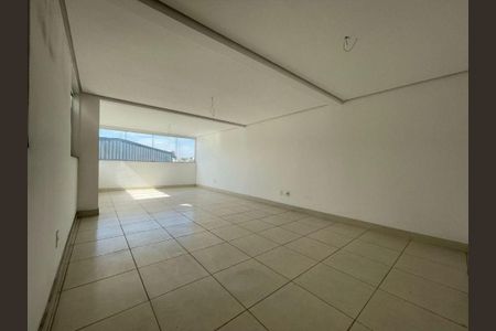 Casa à venda com 3 quartos, 250m² em Vila Sao Domingos, São Paulo