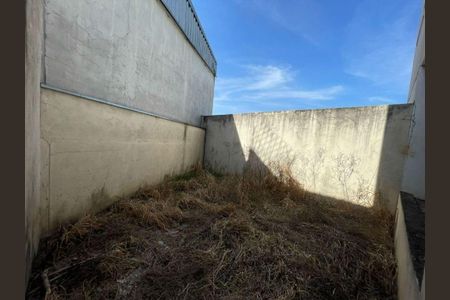 Casa à venda com 250m², 3 quartos e 2 vagas