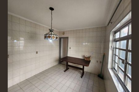Casa à venda com 172m², 3 quartos e 3 vagas