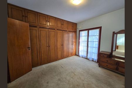 Casa à venda com 4 quartos, 170m² em Butantã, São Paulo