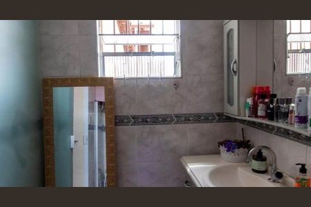 Casa à venda com 229m², 3 quartos e 2 vagas