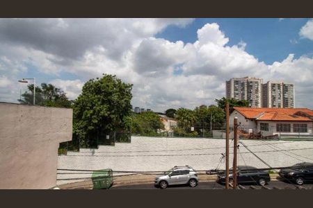 Casa à venda com 3 quartos, 229m² em Vila Gomes, São Paulo