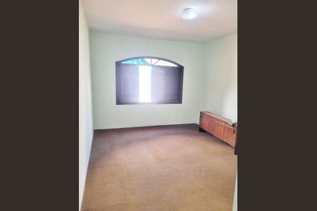 Casa à venda com 3 quartos, 136m² em Jardim Sarah, São Paulo