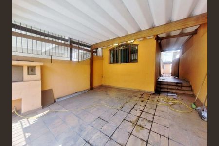 Casa à venda com 3 quartos, 136m² em Jardim Sarah, São Paulo