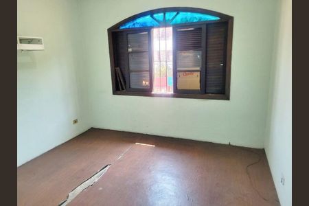 Casa à venda com 3 quartos, 136m² em Jardim Sarah, São Paulo