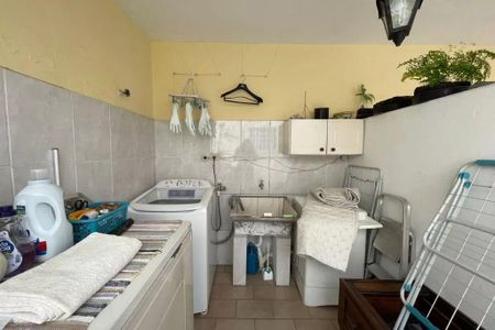 Casa à venda com 150m², 3 quartos e 2 vagas