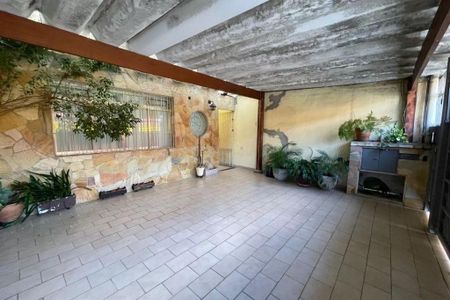 Casa à venda com 150m², 3 quartos e 2 vagas